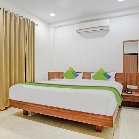 Treebo Trend Hotel Shivaay Indore Buitenkant foto