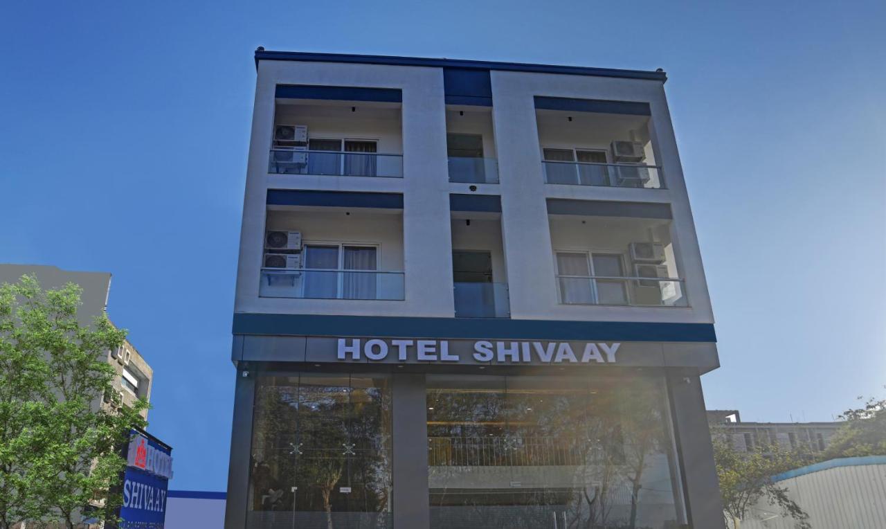 Treebo Trend Hotel Shivaay Indore Buitenkant foto