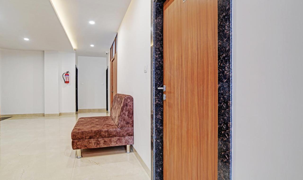 Treebo Trend Hotel Shivaay Indore Buitenkant foto