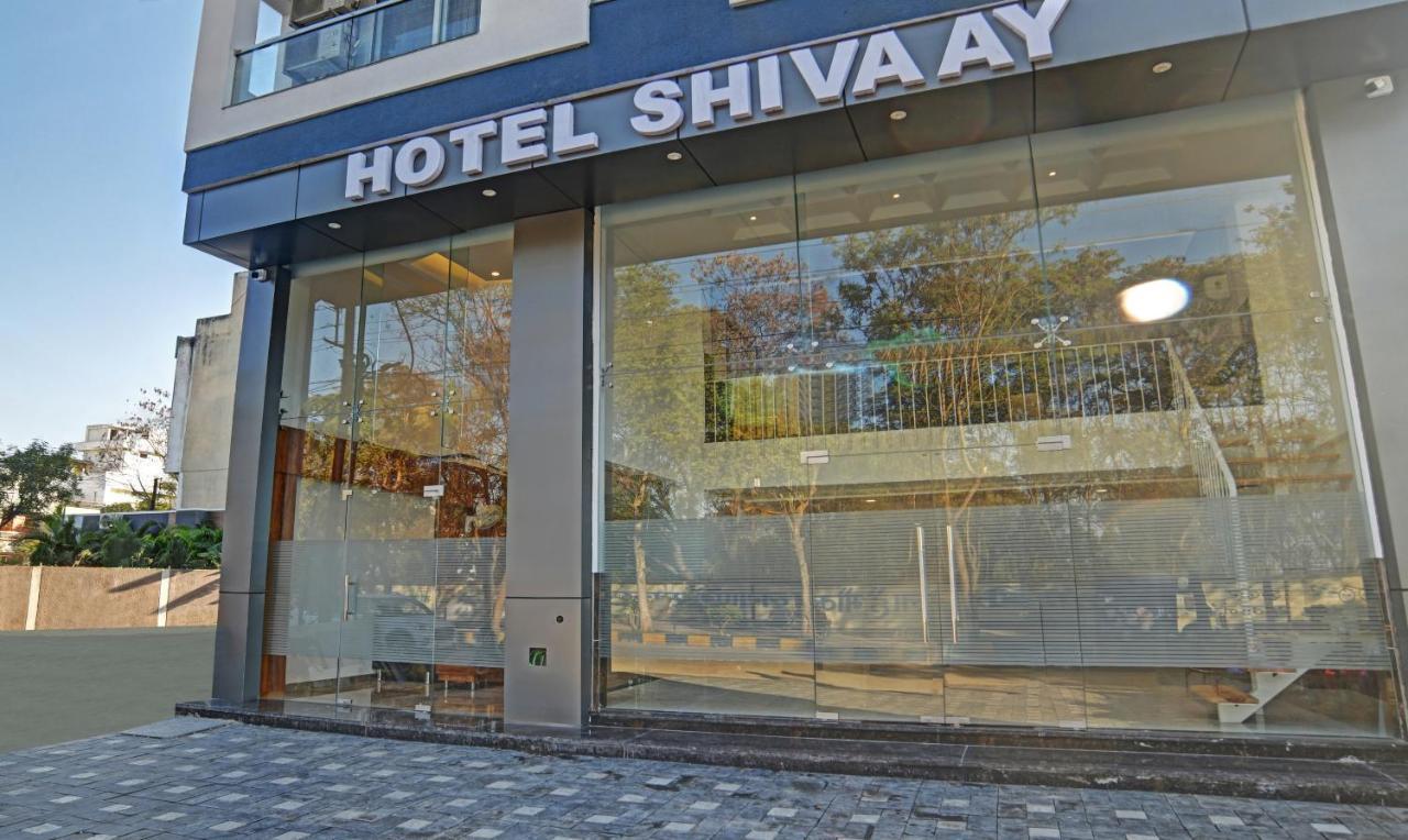 Treebo Trend Hotel Shivaay Indore Buitenkant foto
