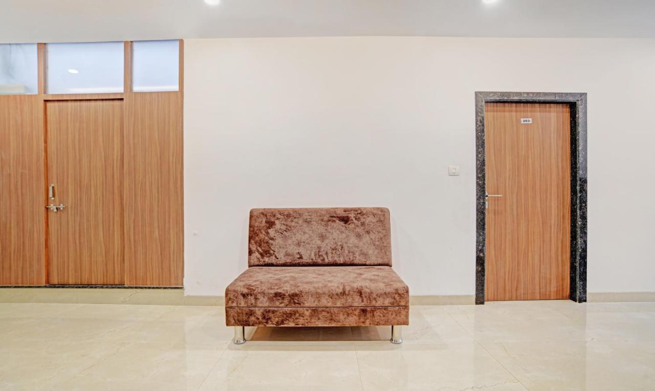 Treebo Trend Hotel Shivaay Indore Buitenkant foto