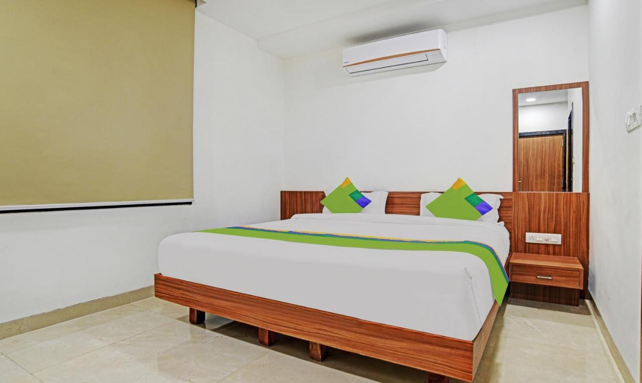 Treebo Trend Hotel Shivaay Indore Buitenkant foto