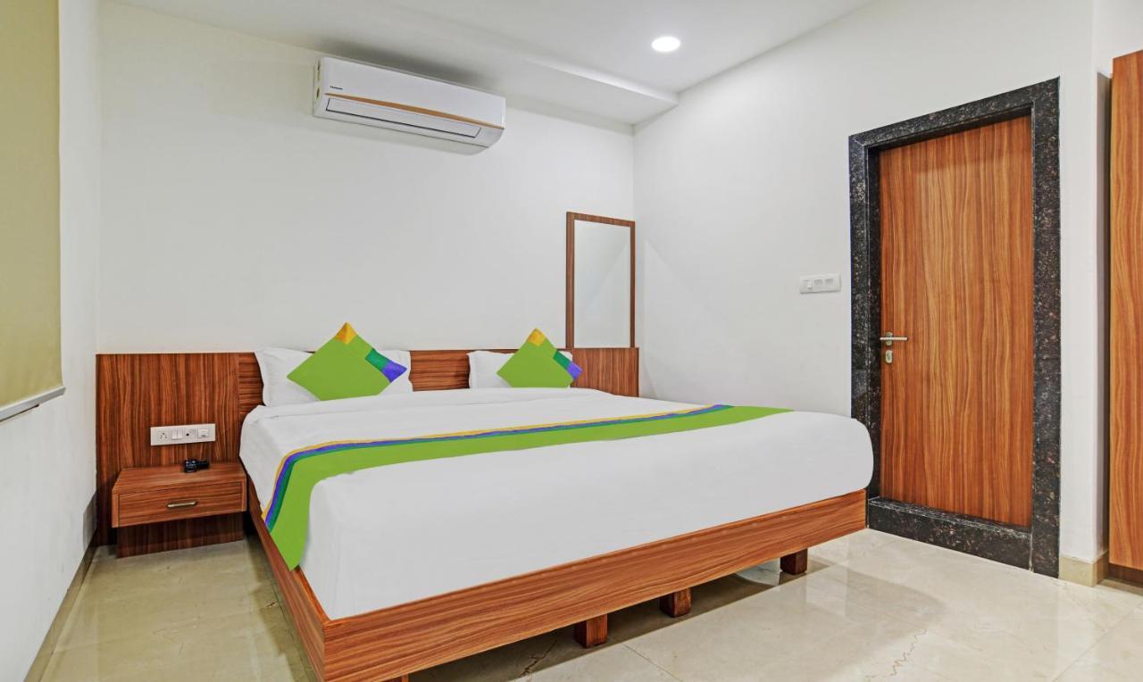 Treebo Trend Hotel Shivaay Indore Buitenkant foto