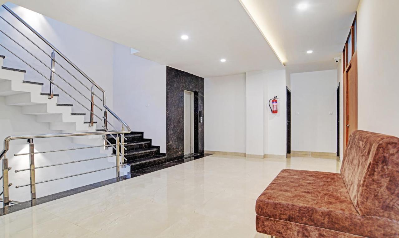 Treebo Trend Hotel Shivaay Indore Buitenkant foto